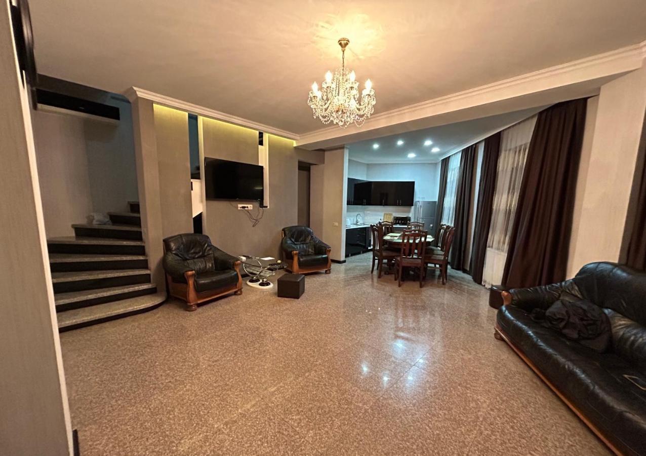 New House In Old Tbilisi Exterior foto